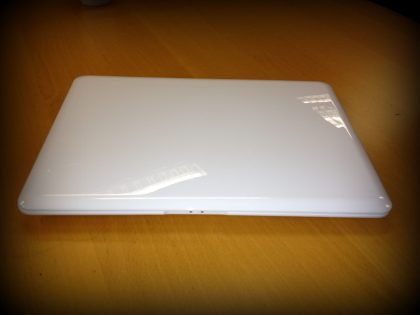 N239-1W - White Gloss Laptop - Image 2