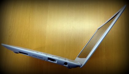 N239-1W - White Gloss Laptop - Image 3