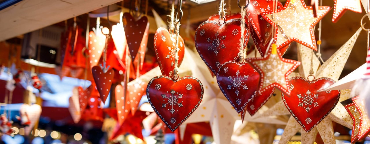 Christmas pop-up shot effectively displaying products with their display hook shop fittings