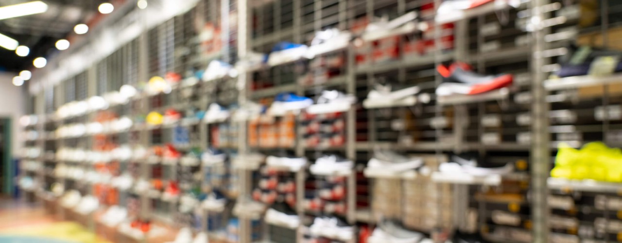 Slatwall hooks hold and display merchandise in retail spaces. They help you keep products organised, visible, and accessible for customers.