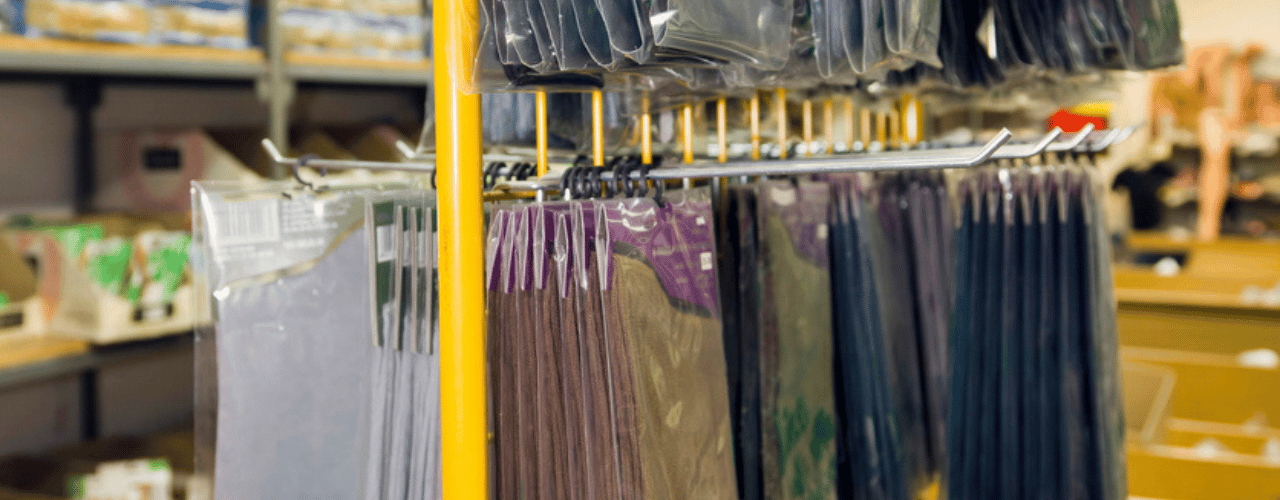 Display Hooks for Organised Workspaces